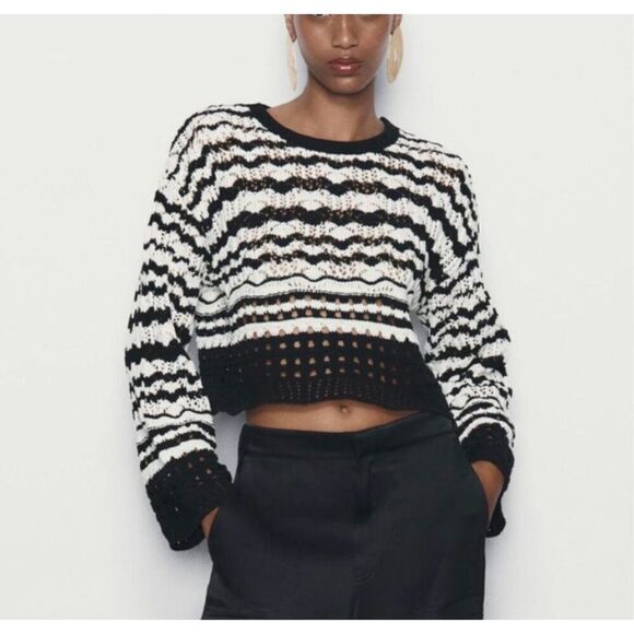 Zara Womens Pullover Open Knit Stripe Long Sleeve Sweater Black White Size Small - Picture 1 of 10
